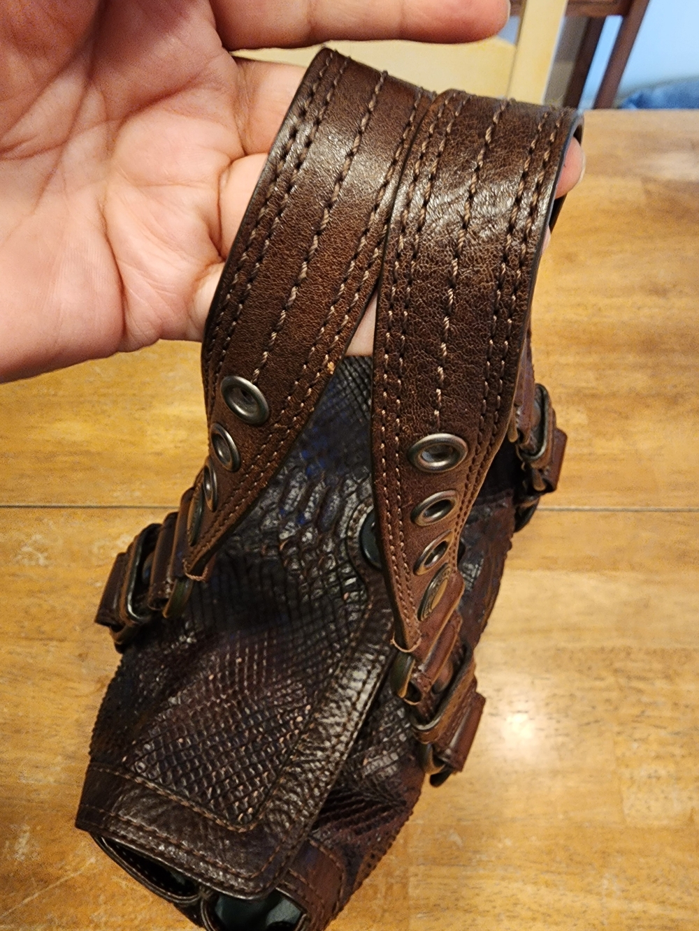 2007 limited edition Coach Chelsea Satchel featuring dark brown python-embossed - Picture 3 of 16